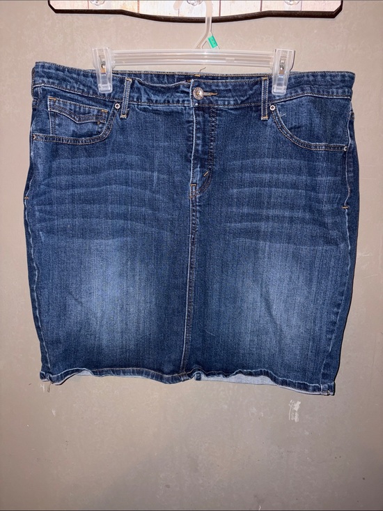 Levi's Dresses & Skirts - Levi's Dark Blue Denim Skirt with Contrast Stitching